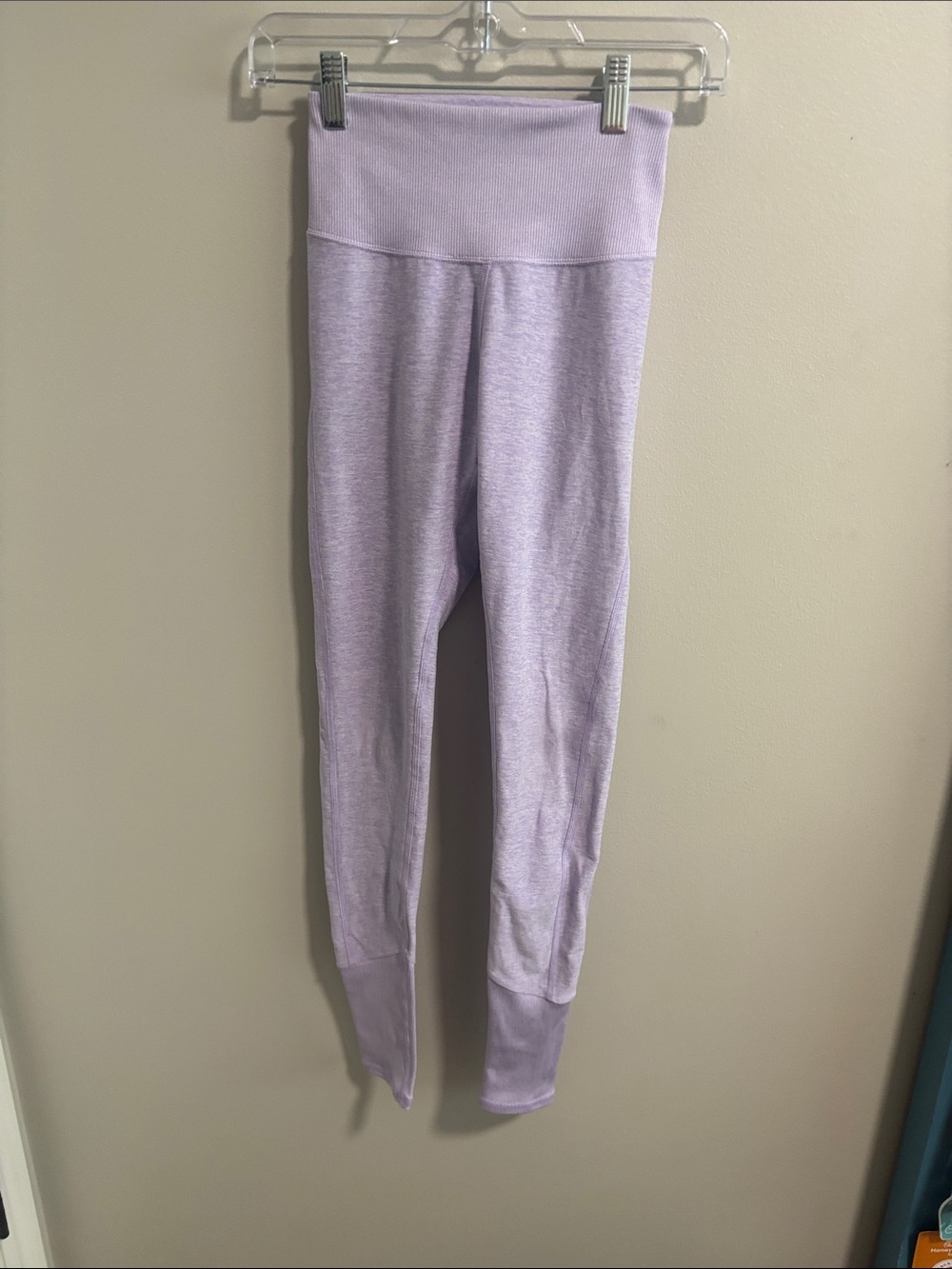 ALO Yoga Heathered Lilac Leggings